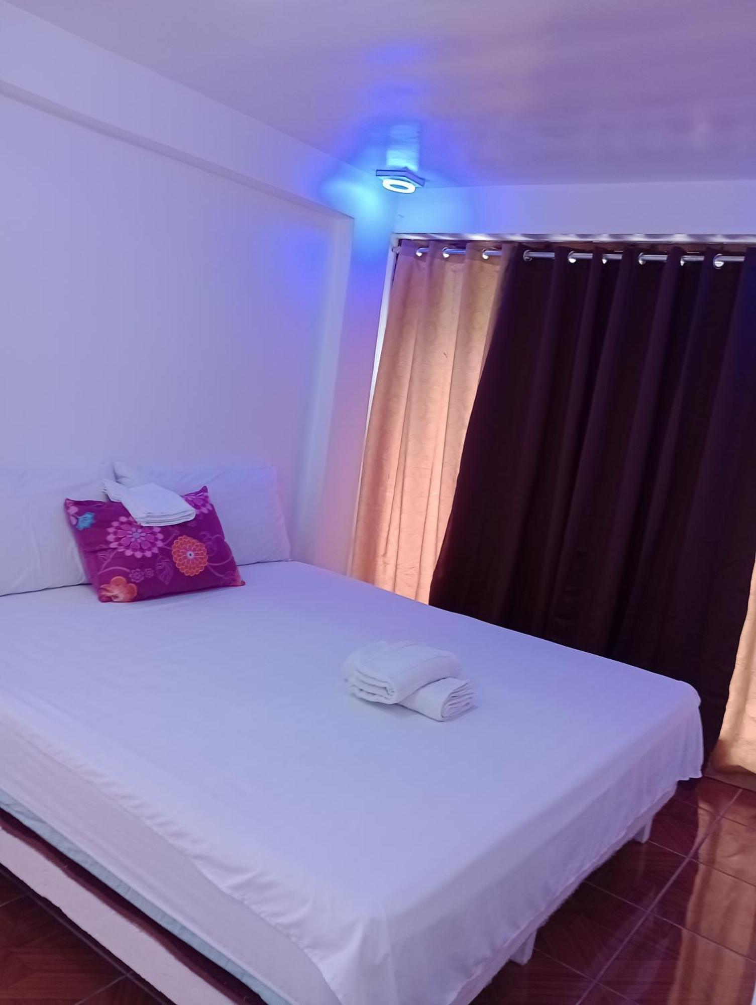 Zia Homestay Burgos  Ngoại thất bức ảnh